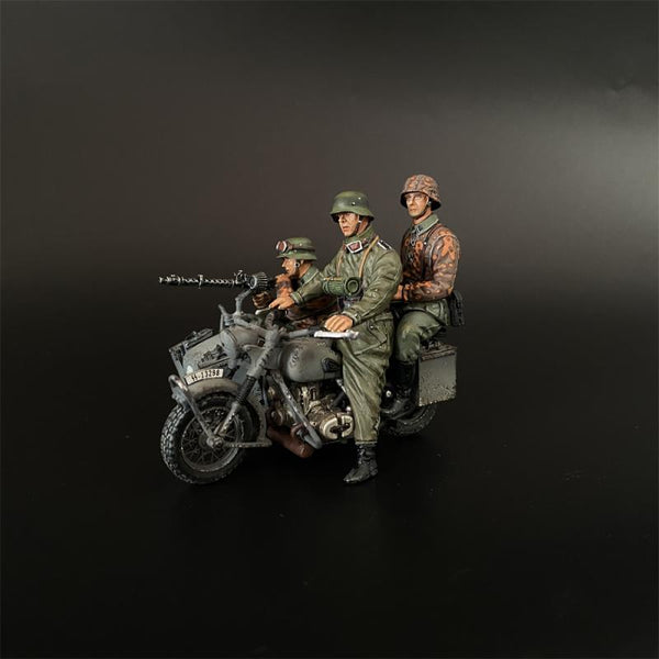 KU104 Waffen SS R75 Motorcycle with Sidecar B - with 3 Figures - The ...