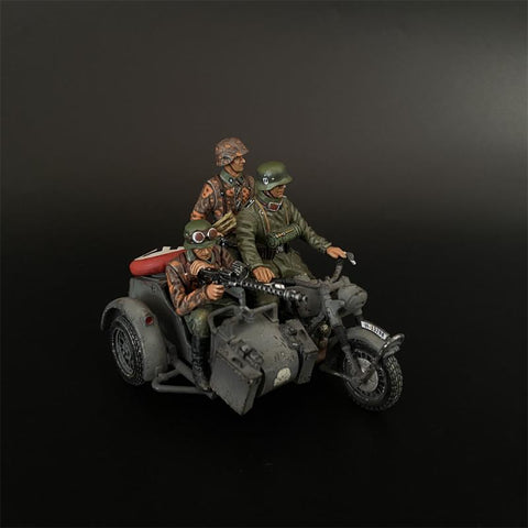 KU104 Waffen SS R75 Motorcycle with Sidecar B - with 3 Figures – The ...